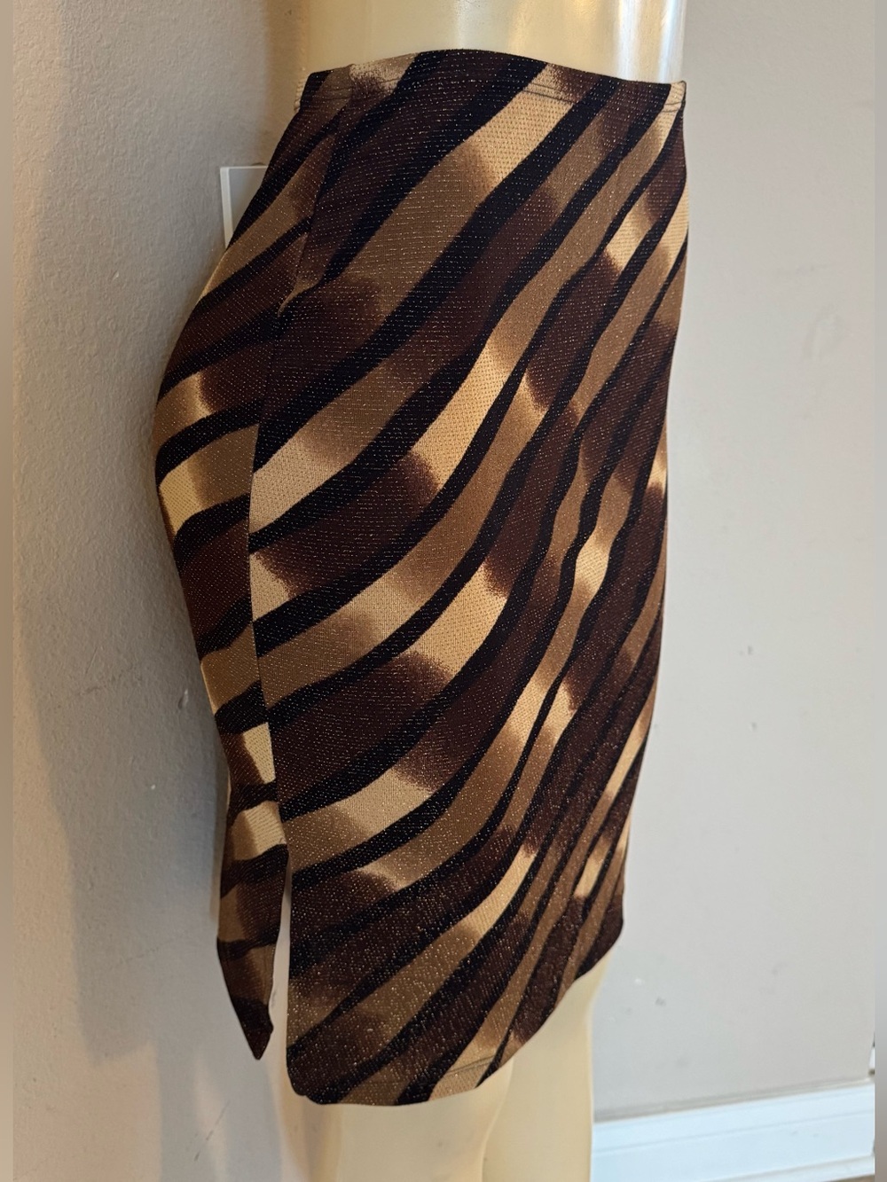 Vintage Y2K Women’s Junior size small Cheroy brand Pencil Skirt Brown Tones